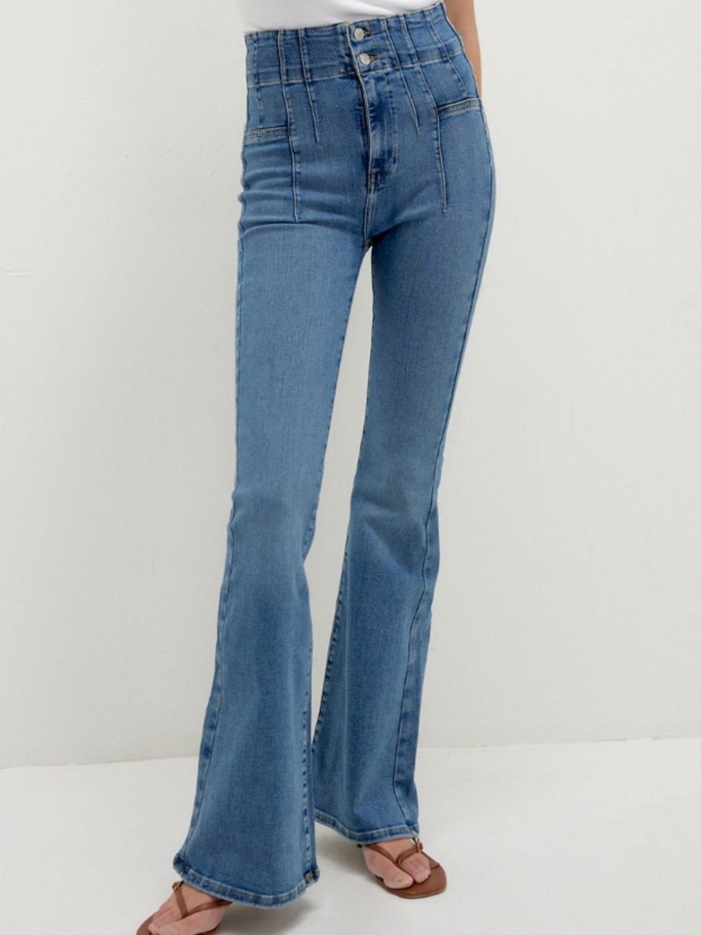 😍NWT! OG! FREE PEOPLE! We The Free Jayde Flare Jean! 32R! Stretch gorgeous fit!
